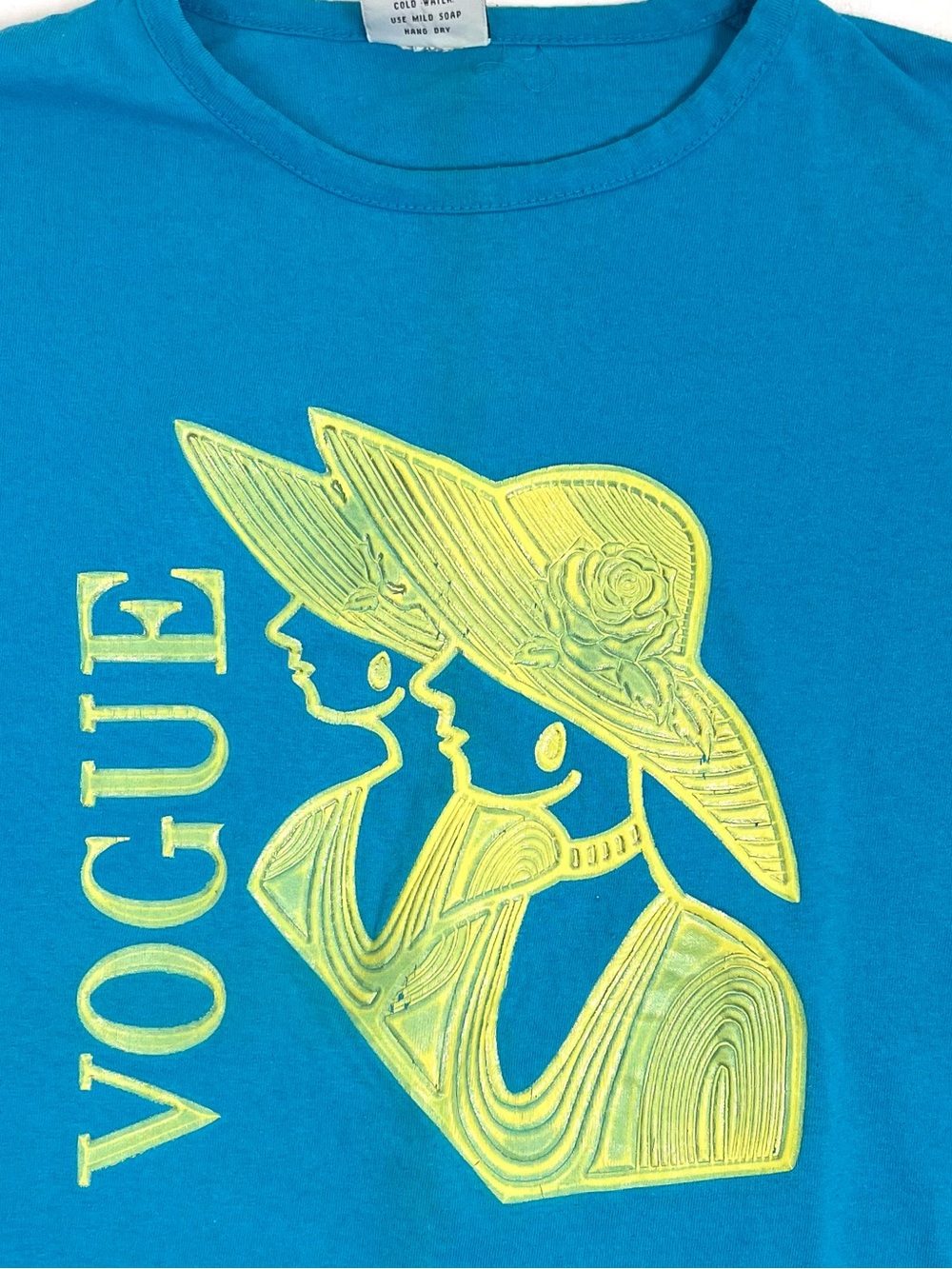 Vintage 80’s 90’s Vogue Graphic Tee - Picture 10 of 11
